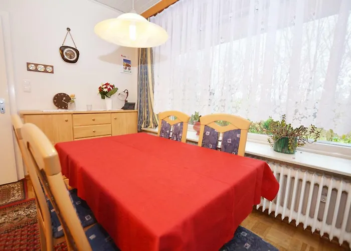 Semesterbostad Haus Emilie